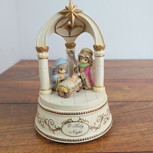 Precious Moments 131108 Nativity Scene Musical Music Box Plays "O Holy Night"
